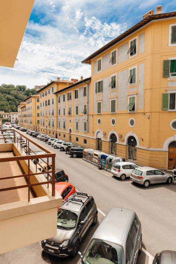 Modern Apartments In The Heart Of Florence Exterior photo