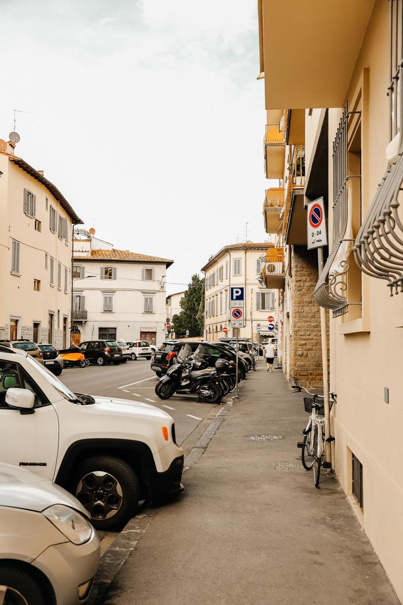 Modern Apartments In The Heart Of Florence Exterior photo
